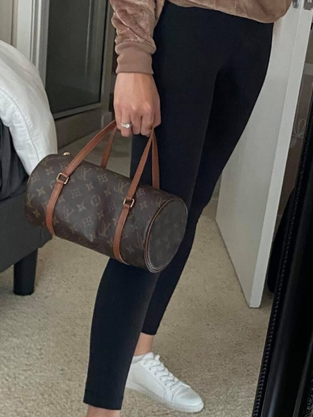 Louis Vuitton Monogram Papillon 26 (Authentic!)